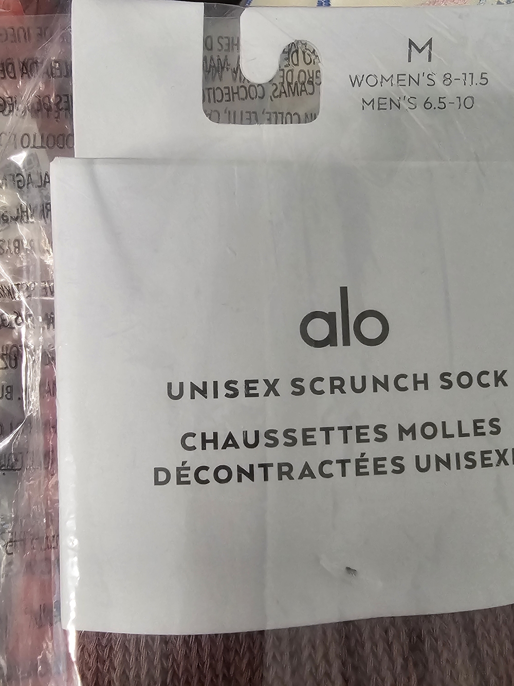 NWT ALO Yoga Unisex Ribbed Scrunch Socks in Smoky Quartz Rose Medium - Picture 3 of 5